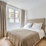 Appartement Champs Elysées Berri
